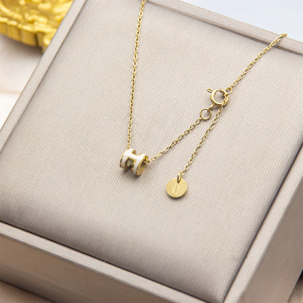 AURENA® H ENAMEL NECKLACE - Image 20