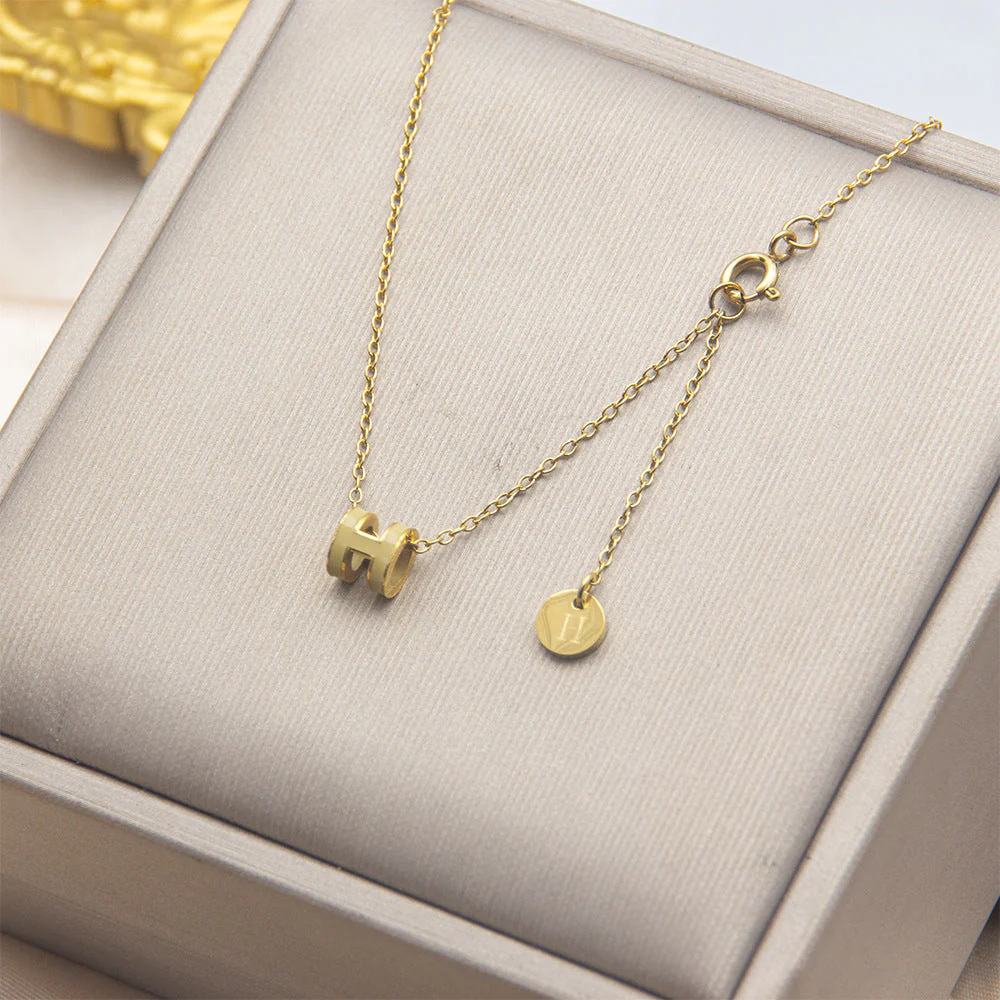 AURENA® H ENAMEL NECKLACE - Image 25