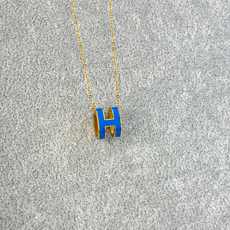 AURENA® H ENAMEL NECKLACE - Image 4