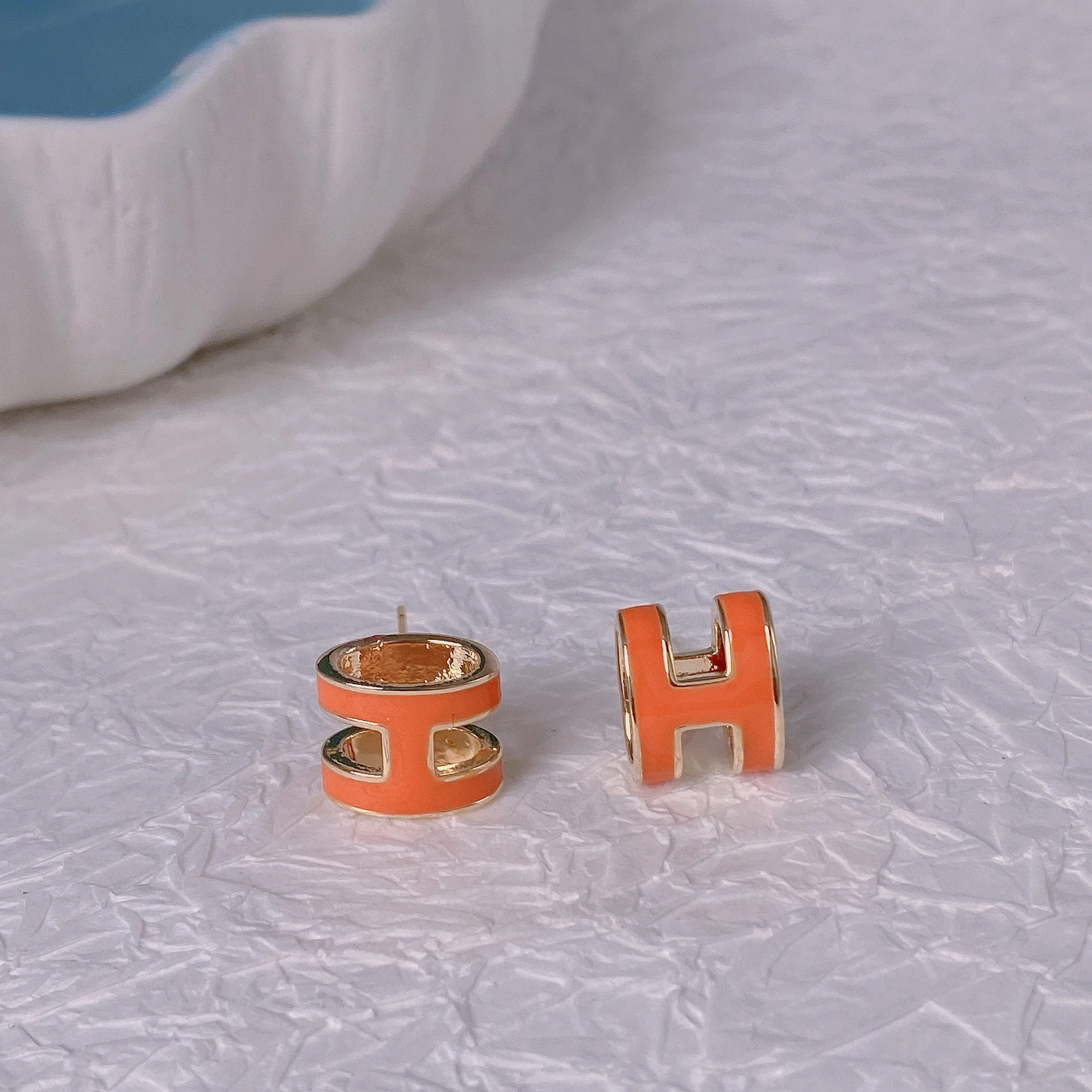 H-LUXE PEARL EARRINGS - Image 5