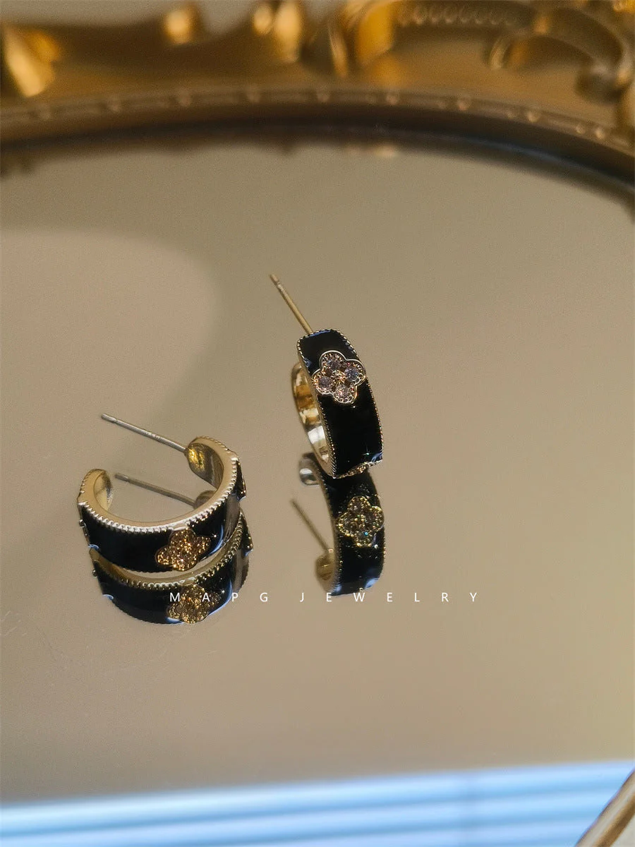 AURENA® ENAMEL CLOVER SIGNATURE EARRINGS - Image 6