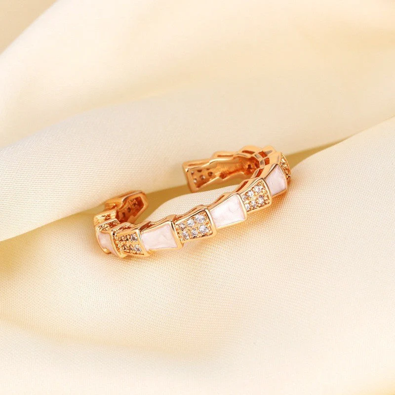 AURENA® FULL PAVÉ SNAKEBONE RING - Image 8