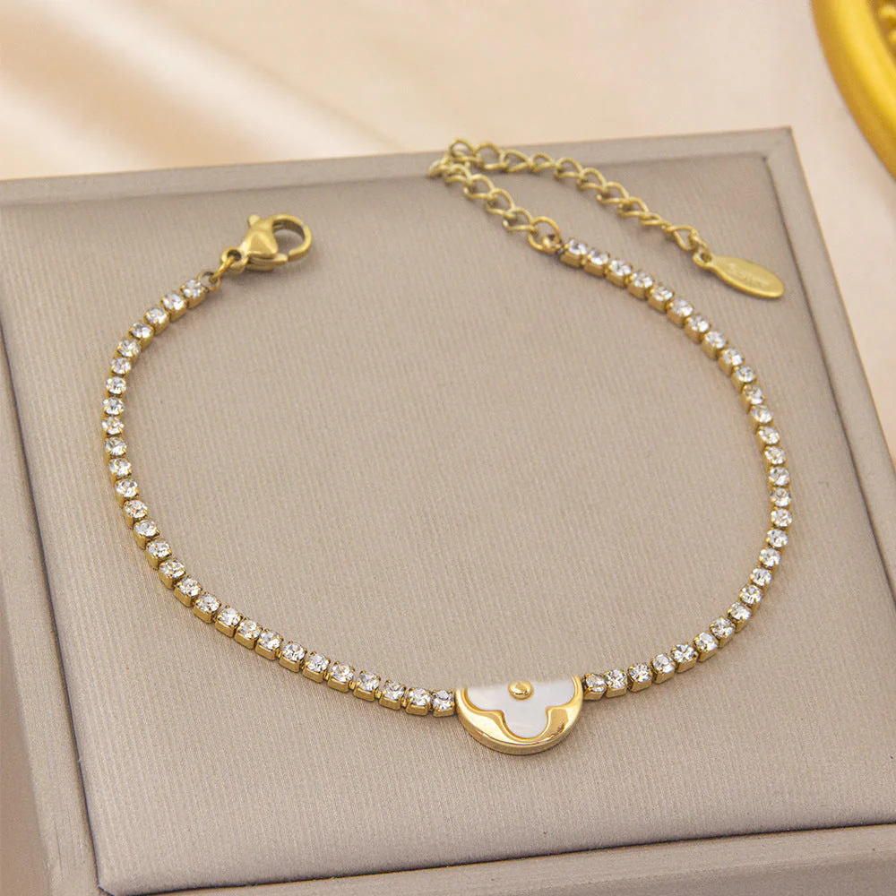 AURENA® PAVÉ CHAIN BRACELET - Image 8