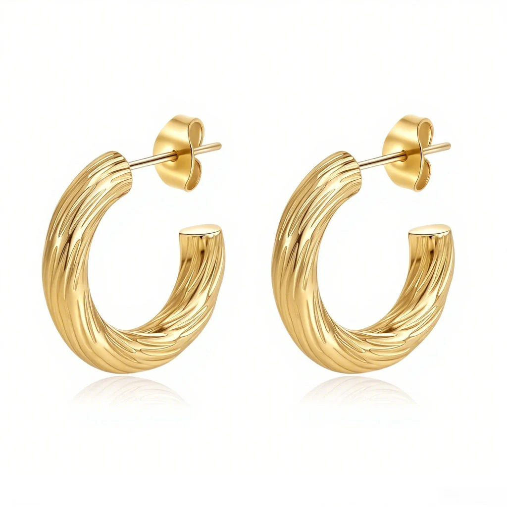 AURENA® LUXE C-HOOP EARRINGS - Image 3