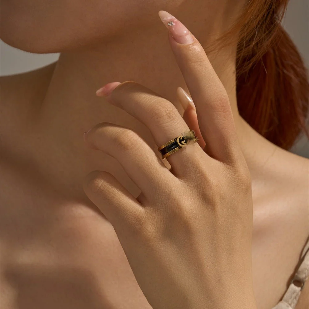 AURENA® NOIR ENAMEL RING - Image 2