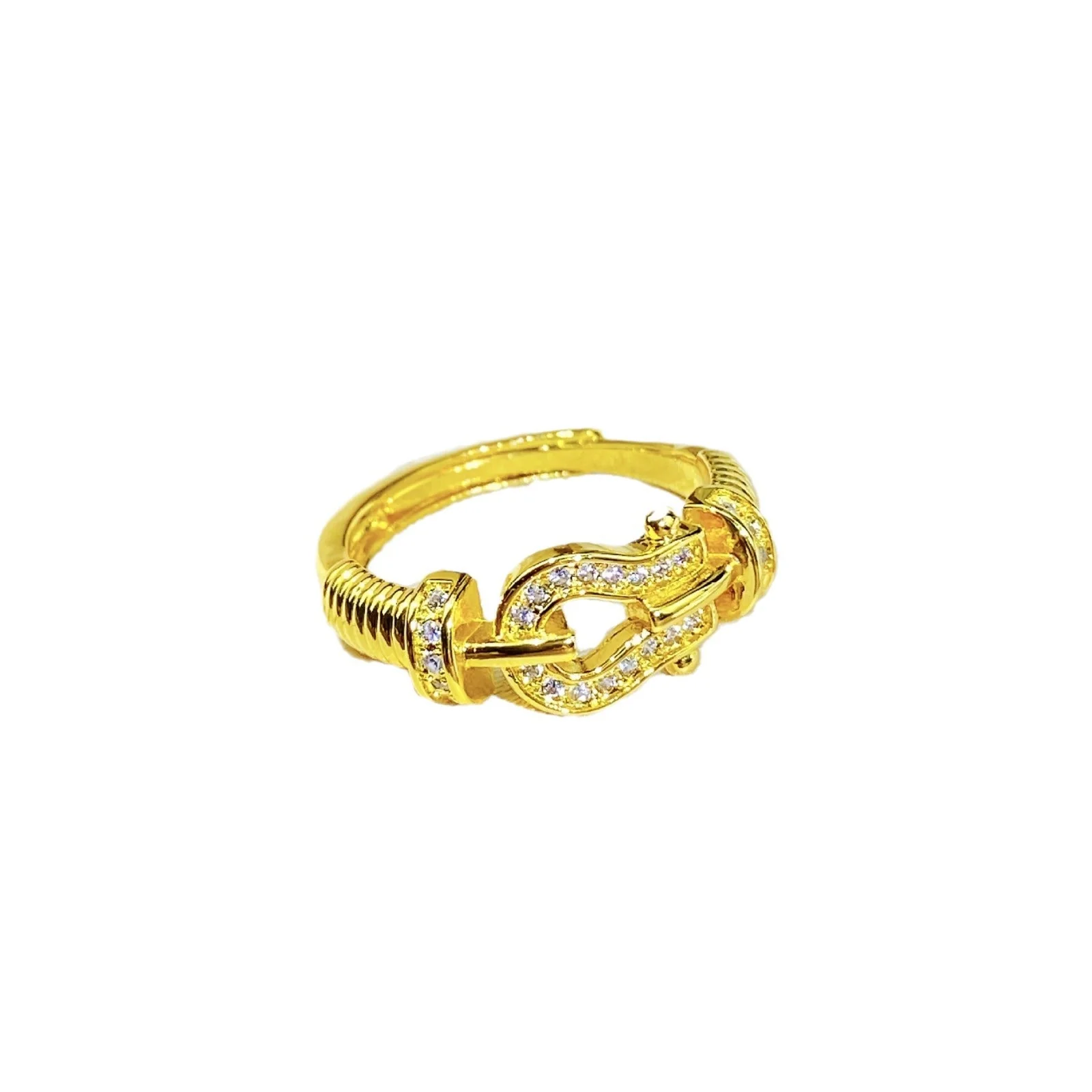 AURENA® PAVÉ HORSEBIT TWISTED RING - Image 5