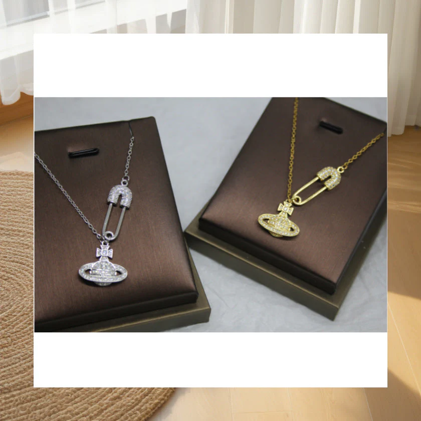 AURENA® SATURN PENDANT NECKLACE