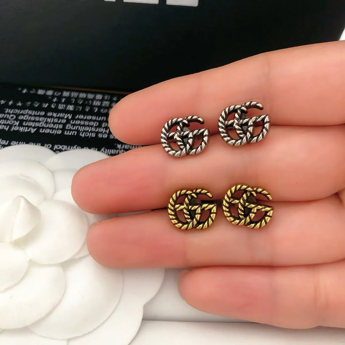 Chic Interlocking G Stud Earrings - Image 3