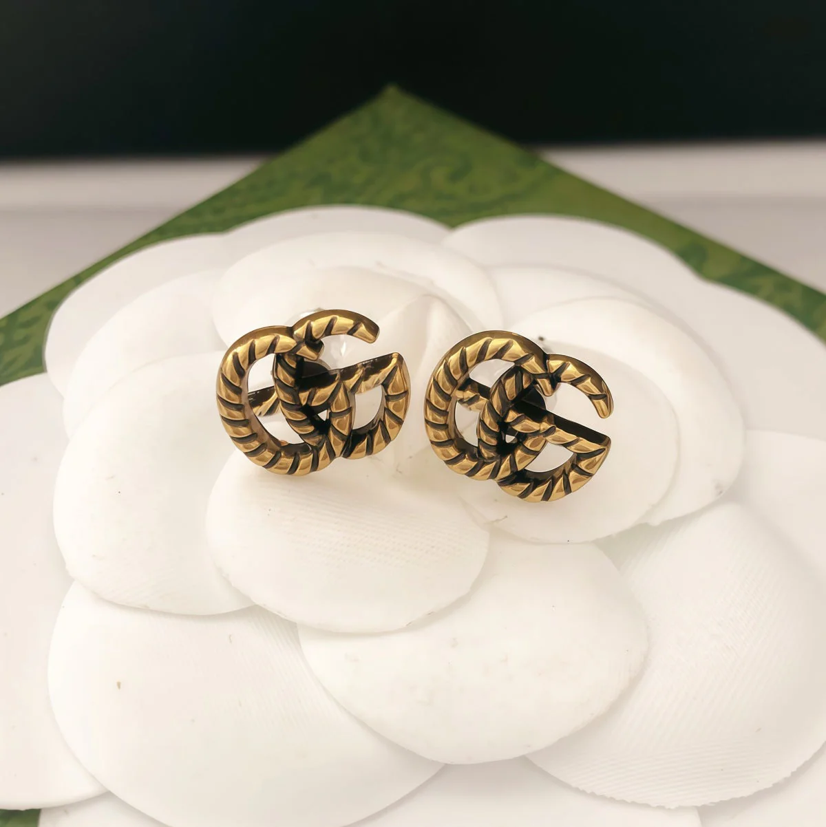 Chic Interlocking G Stud Earrings - Image 5