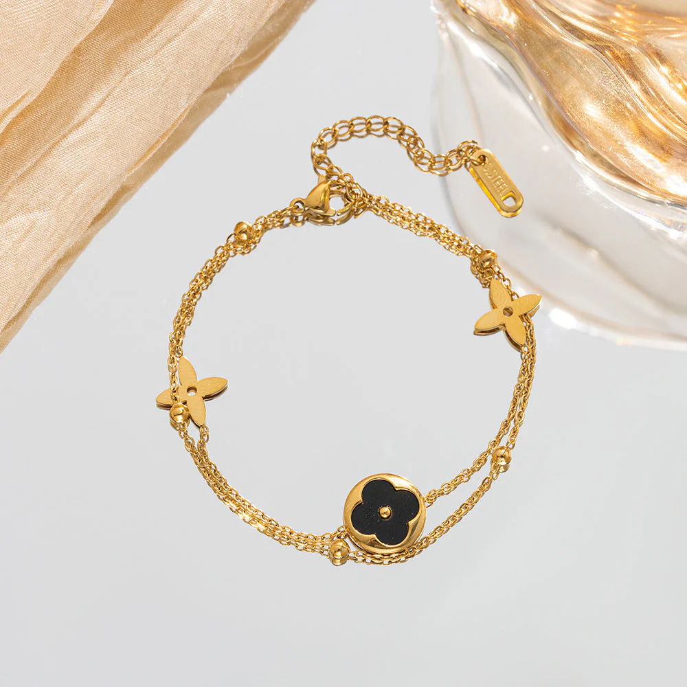 Chic Lucky Clover Everyday Statement Wristwear - Image 4