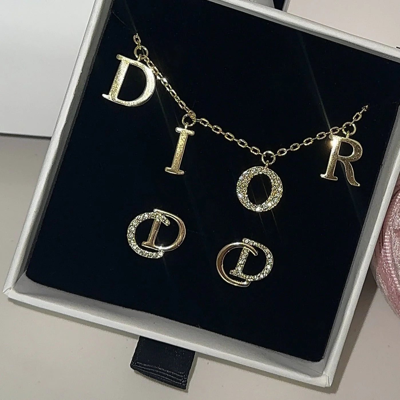 DC DIAMOND EARRINGS | GOLD - Image 2