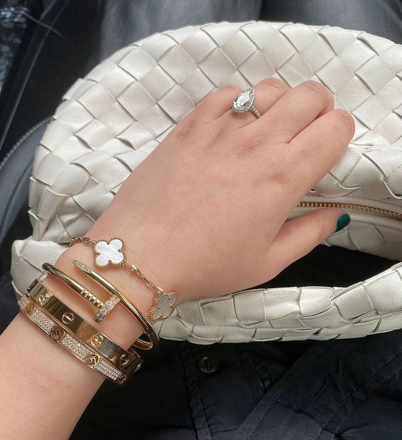 DELUXE NAIL BRACELET | GOLD - Image 2