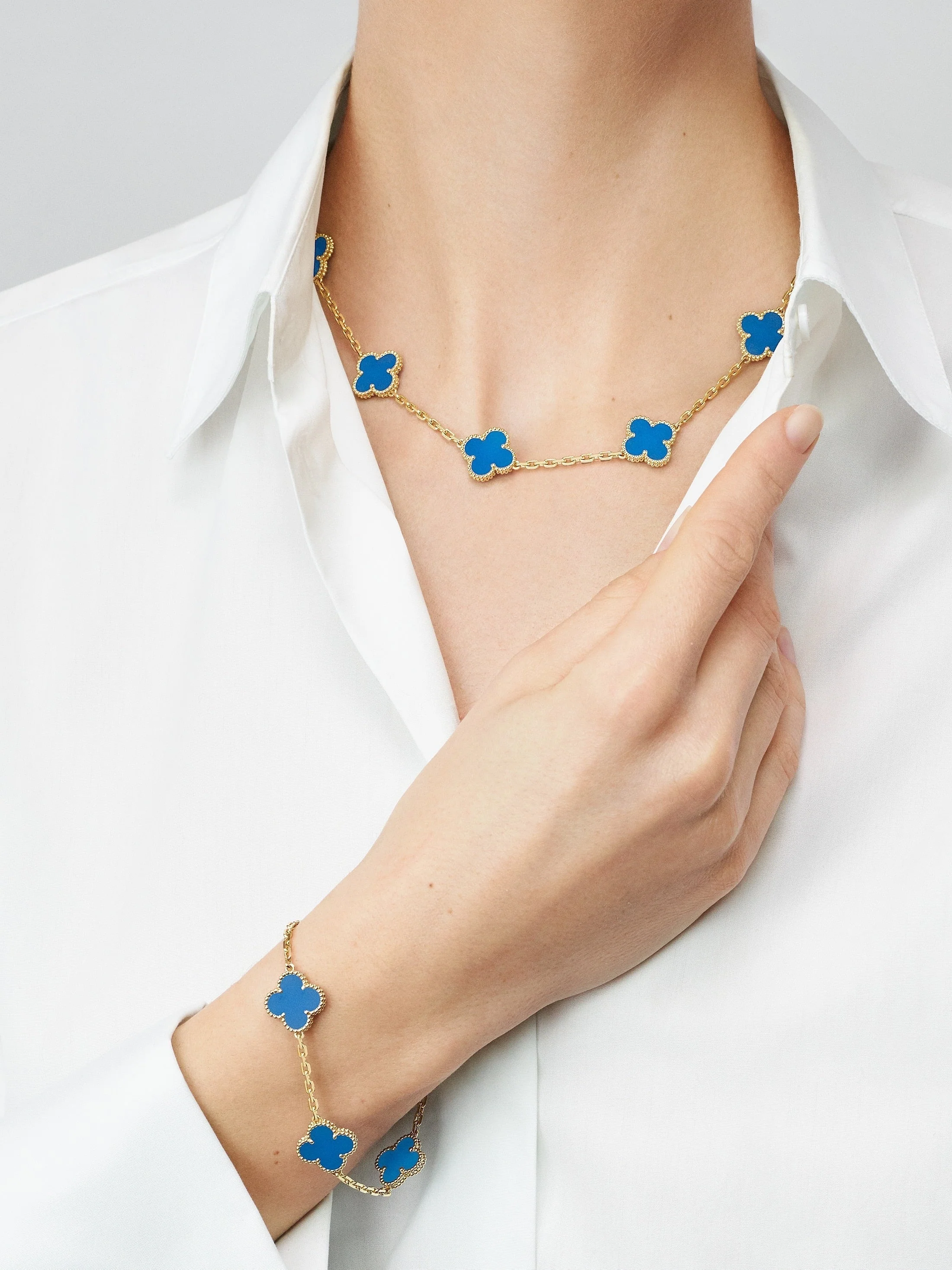 CLOVER NECKLACE 10 | ROYAL BLUE - Image 2