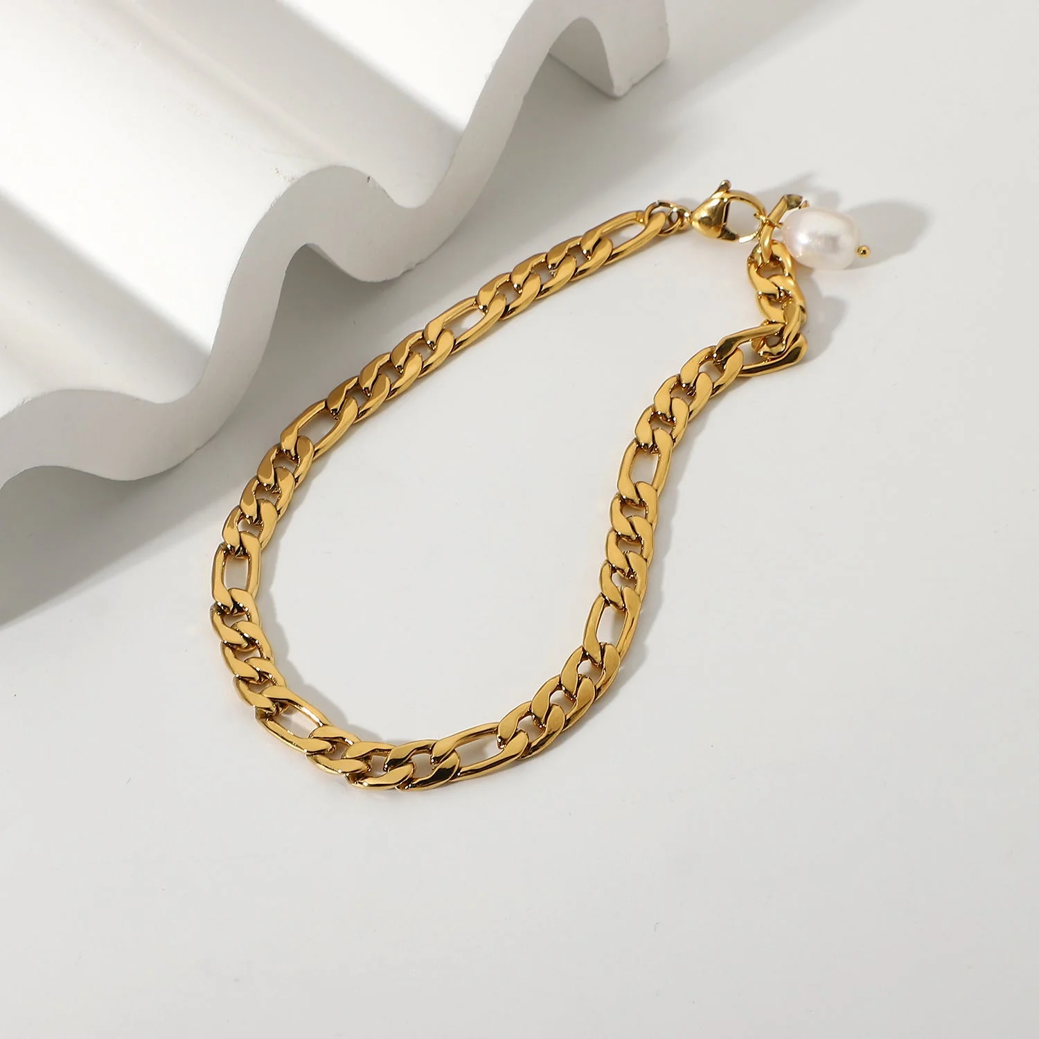 GUINEVERE GOLD ANKLET - Image 4