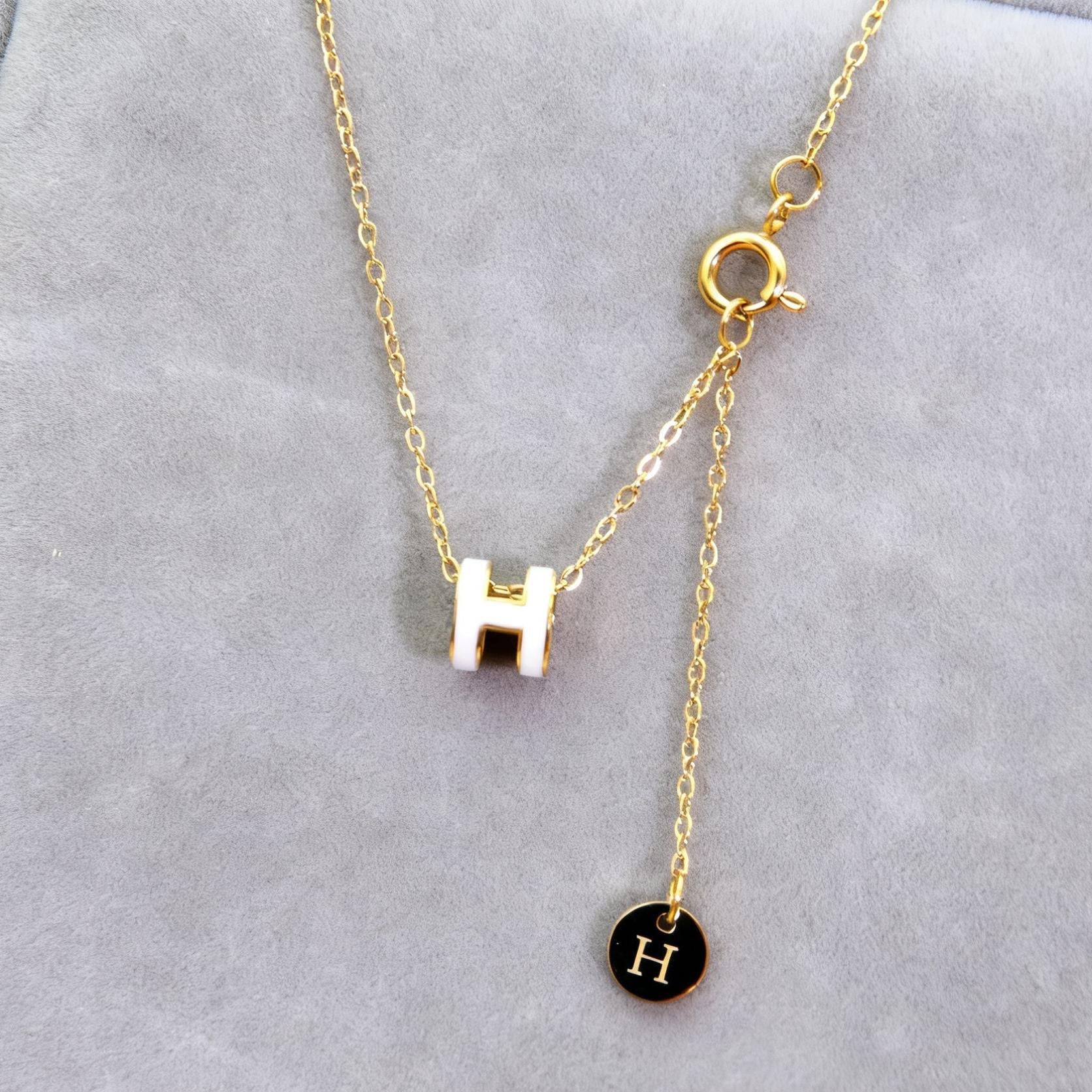 Mini 7mm Letter H Pendant Necklace - Image 7