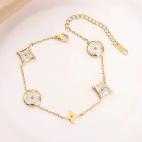 MOP FOUR LEAF CLOVER BRACELET - GOLD OR SILVER - Image 7