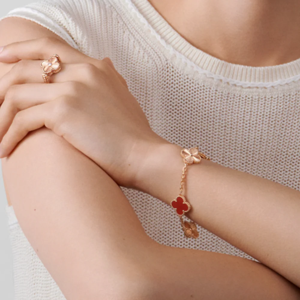 CLOVER BRACELET | RED ROSE GOLD - Image 2