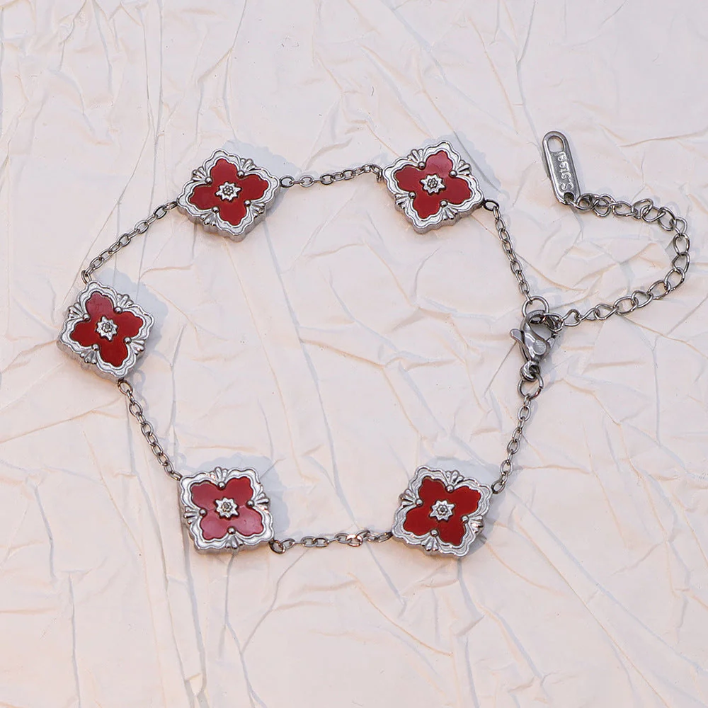 Vintage Enamel Quatrefoil Rhombus Bracelet - Image 4