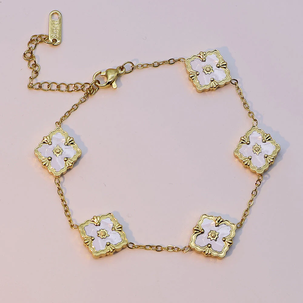 Vintage Enamel Quatrefoil Rhombus Bracelet - Image 8
