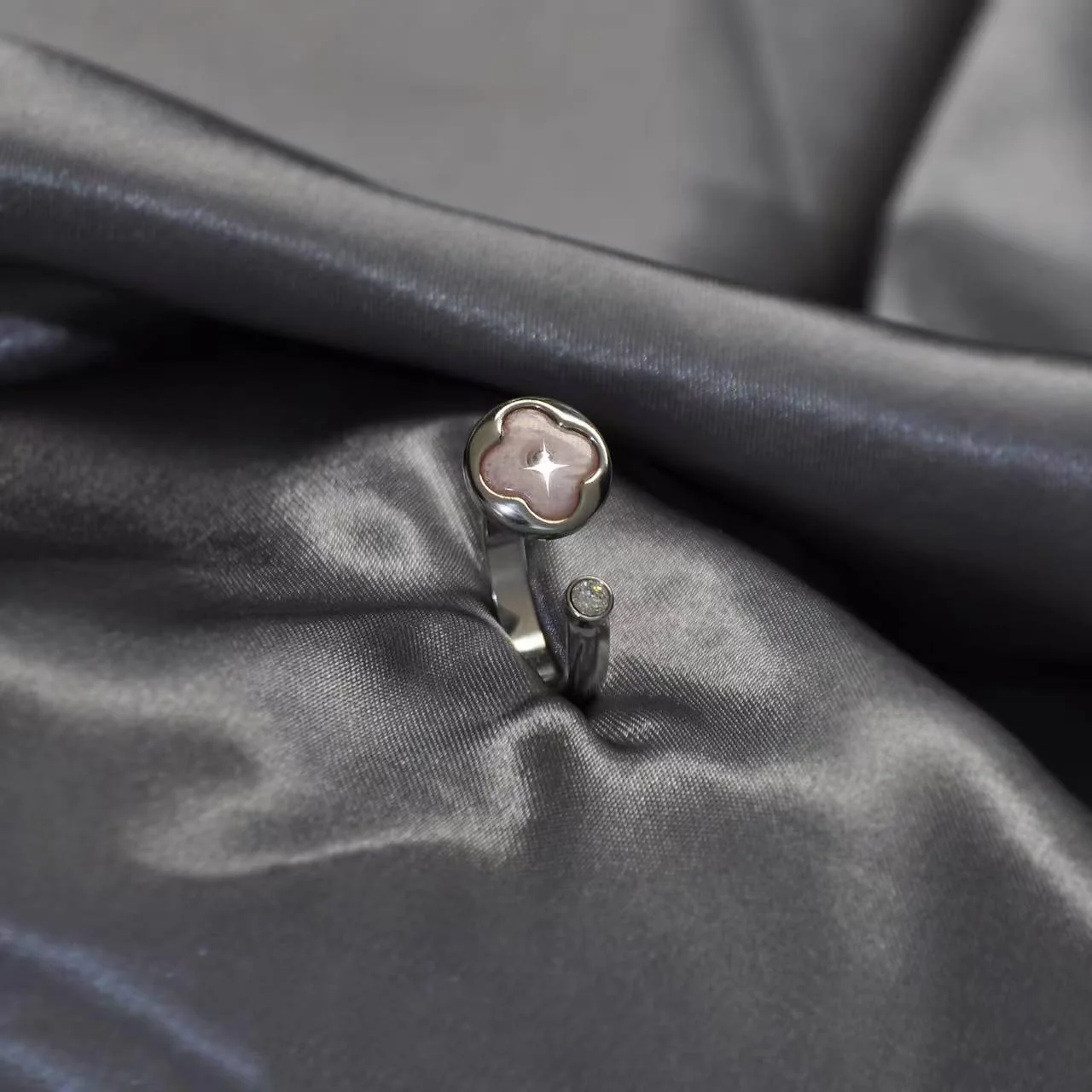 Vintage Monogram Mother of Pearl Disc Ring - Image 12