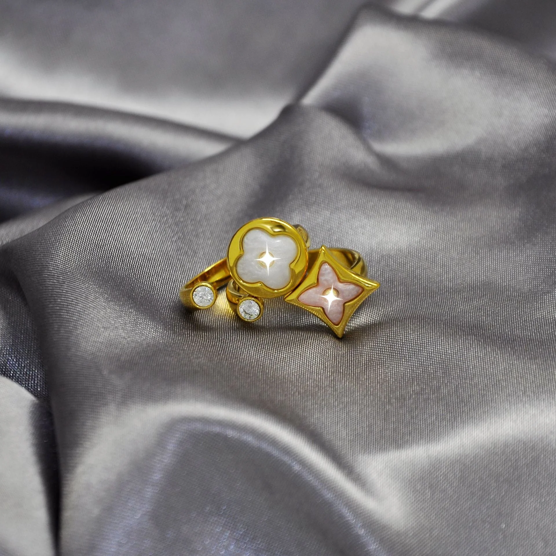 Vintage Monogram Mother of Pearl Disc Ring - Image 4
